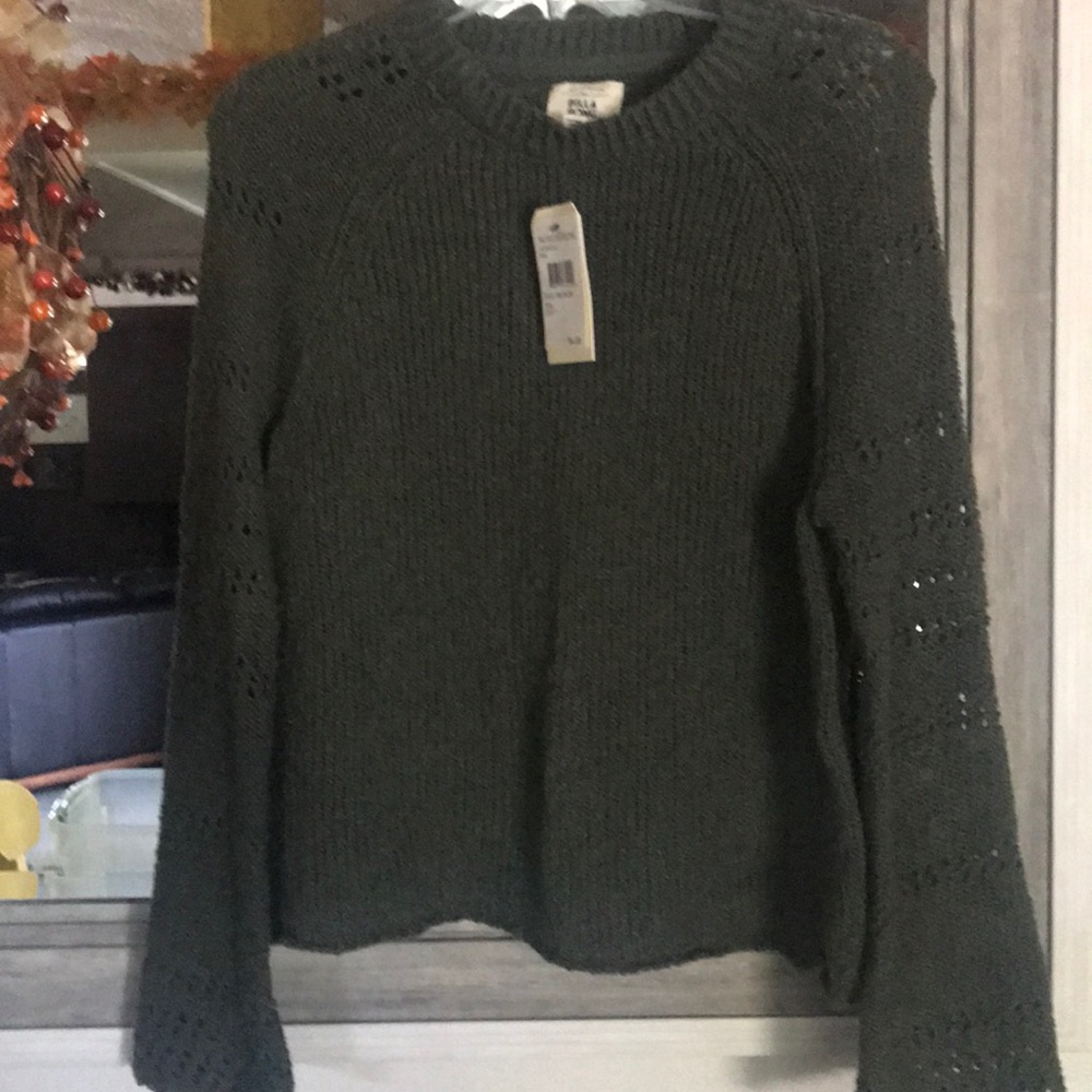 Billabong sweater